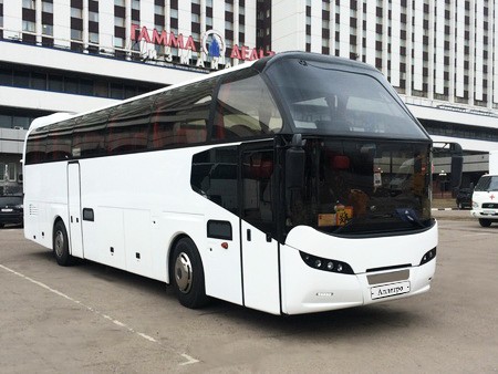 Автобус Neoplan Starliner