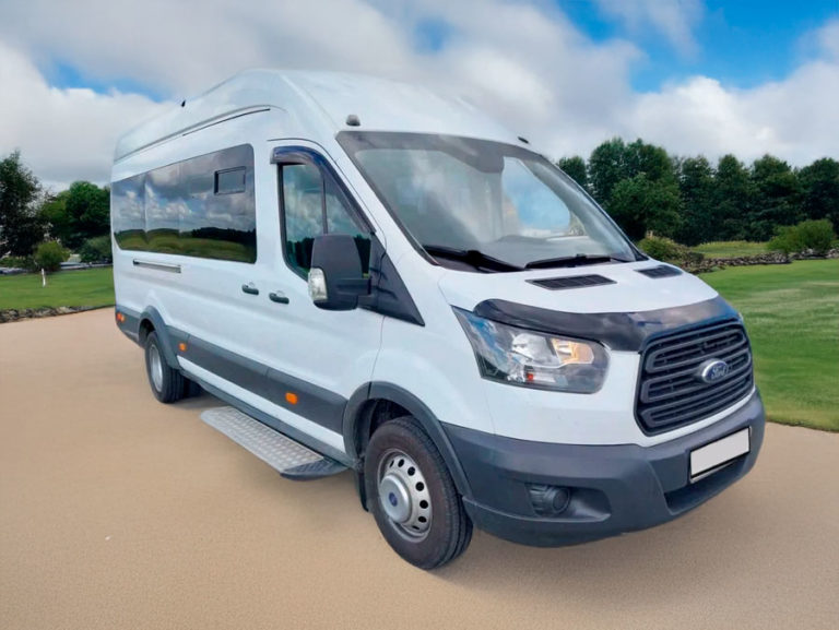 Микроавтобус Ford Transit