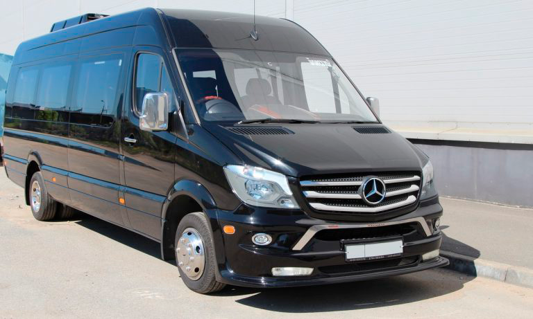 Микроавтобус Mercedes 515 Микроавтобус Mercedes 515