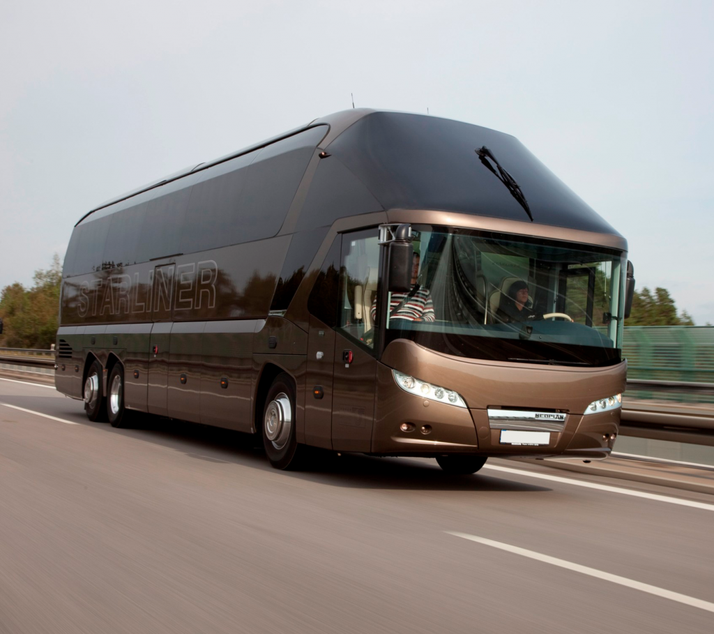 Автобус Neoplan Starliner