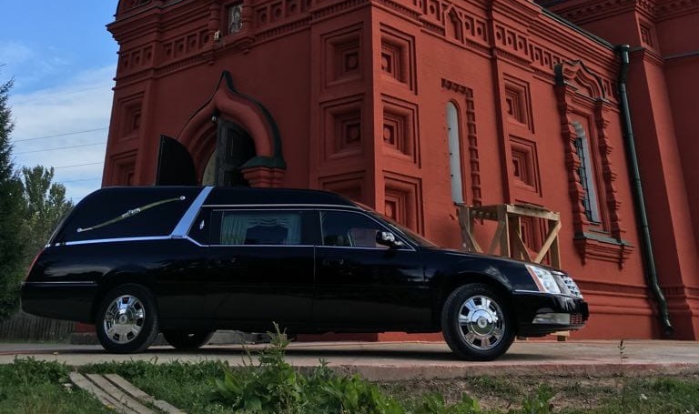 Катафалк Cadillac DTS Катафалк Cadillac DTS
