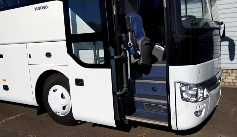 Автобусы Yutong 54 места