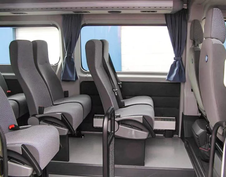 Микроавтобус Peugeot Boxer Микроавтобус Peugeot Boxer