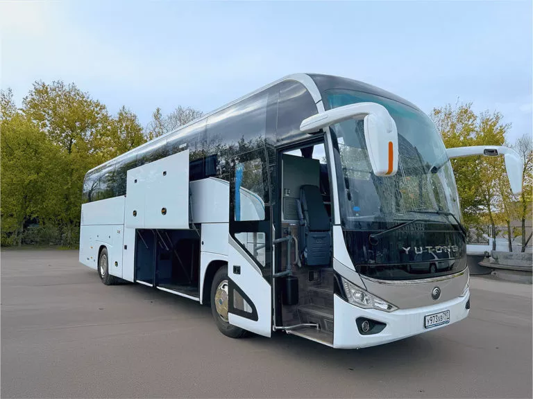 Автобусы Yutong 54 места