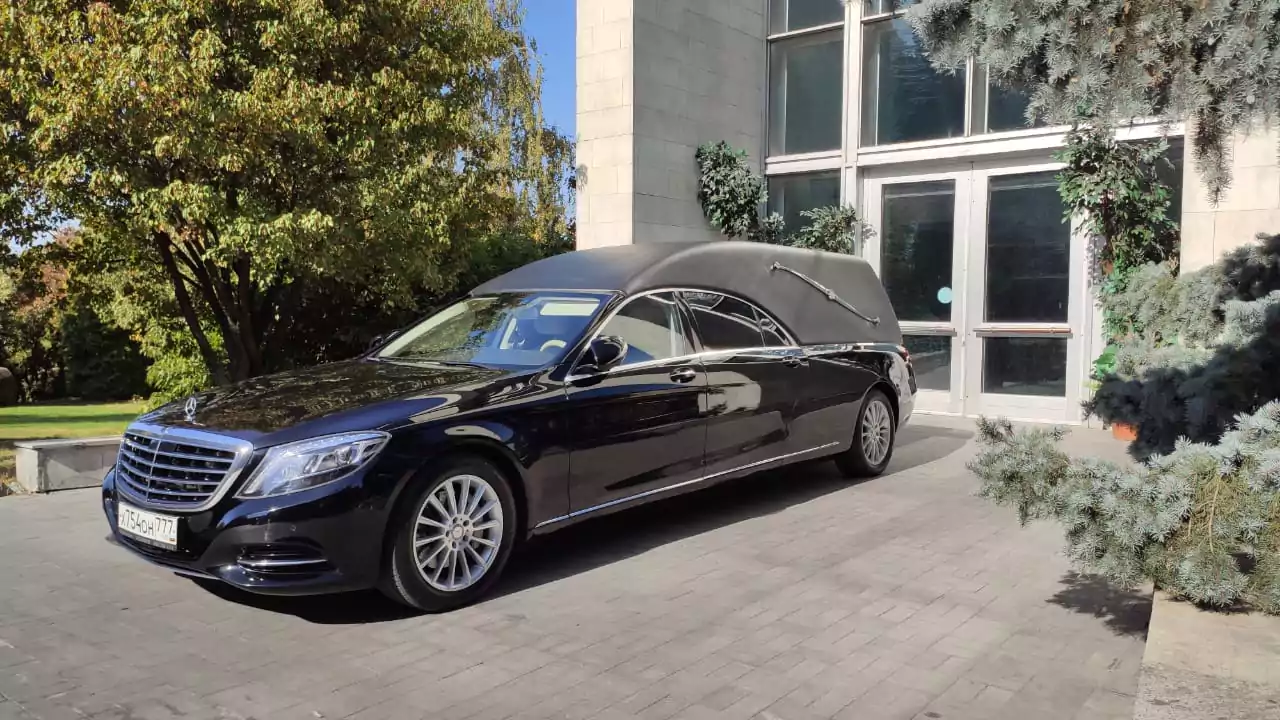 Мерседес W222 Мерседес W222