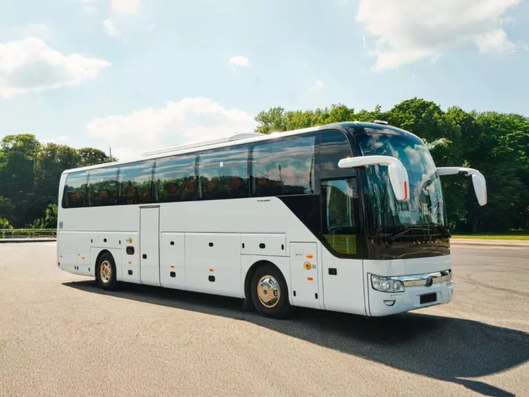 Автобусы Yutong 52 места